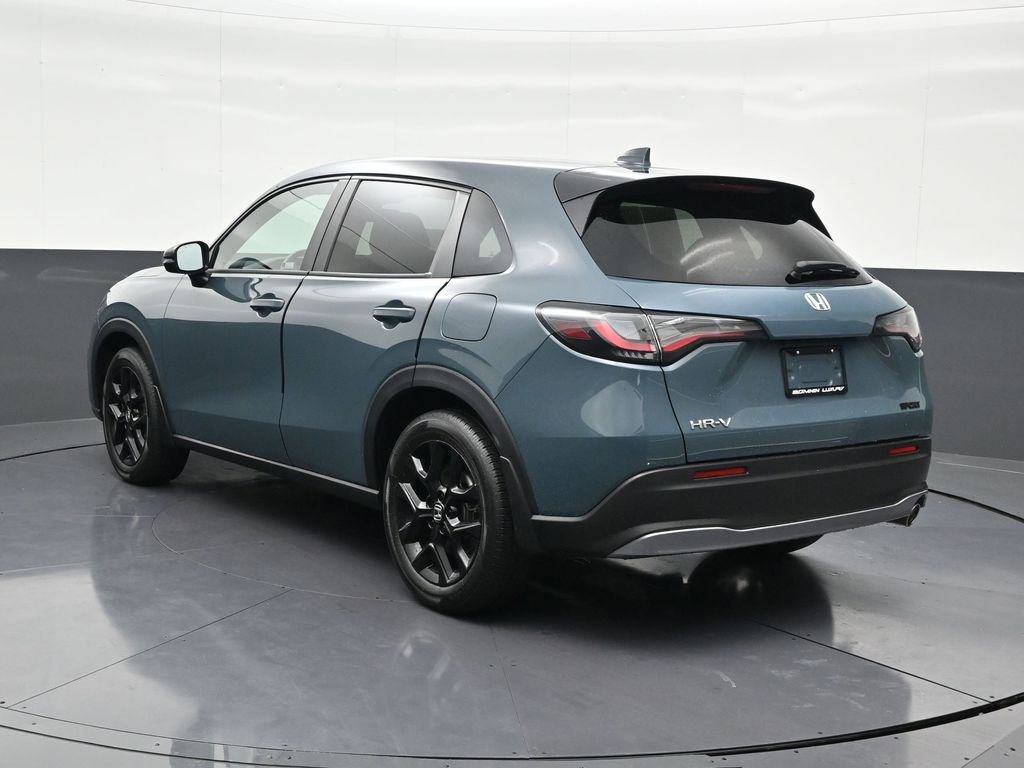 Used 2024 Honda HR-V Sport image 3