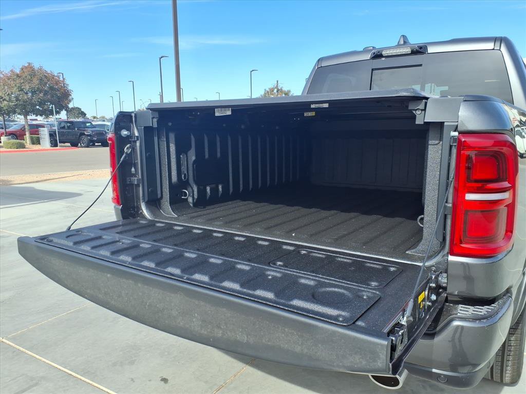 Used 2026 RAM 1500 Tungsten w/ Trailer Tow Group AWD/4WD image 4