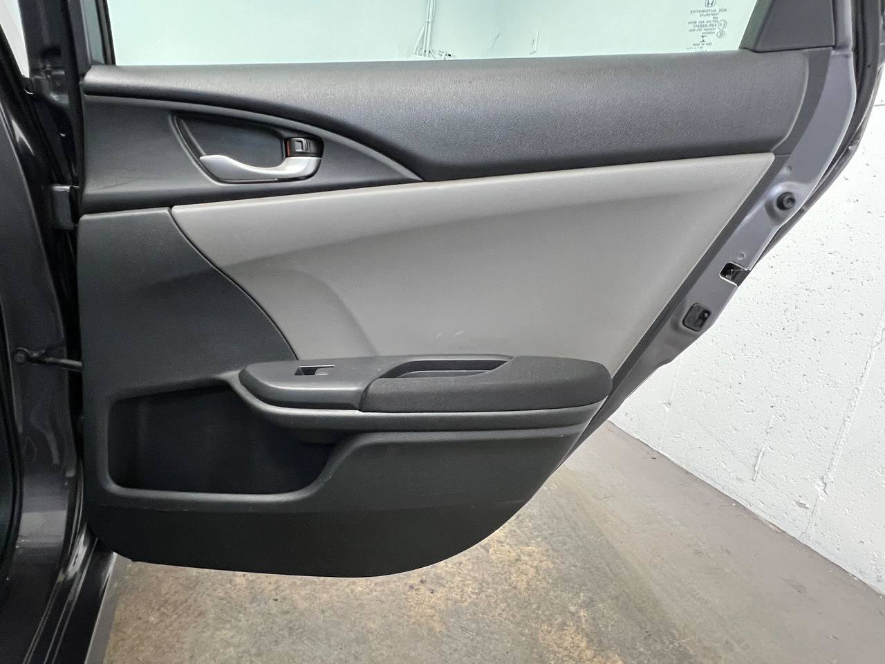 Used 2016 Honda Civic EX-T image 13