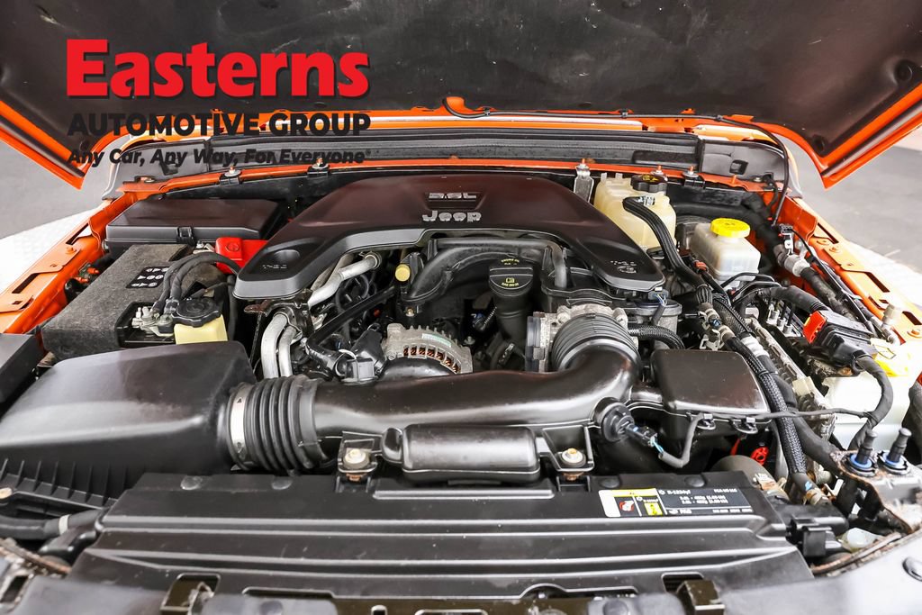 Used 2018 Jeep Wrangler Unlimited Sport S AWD/4WD image 7