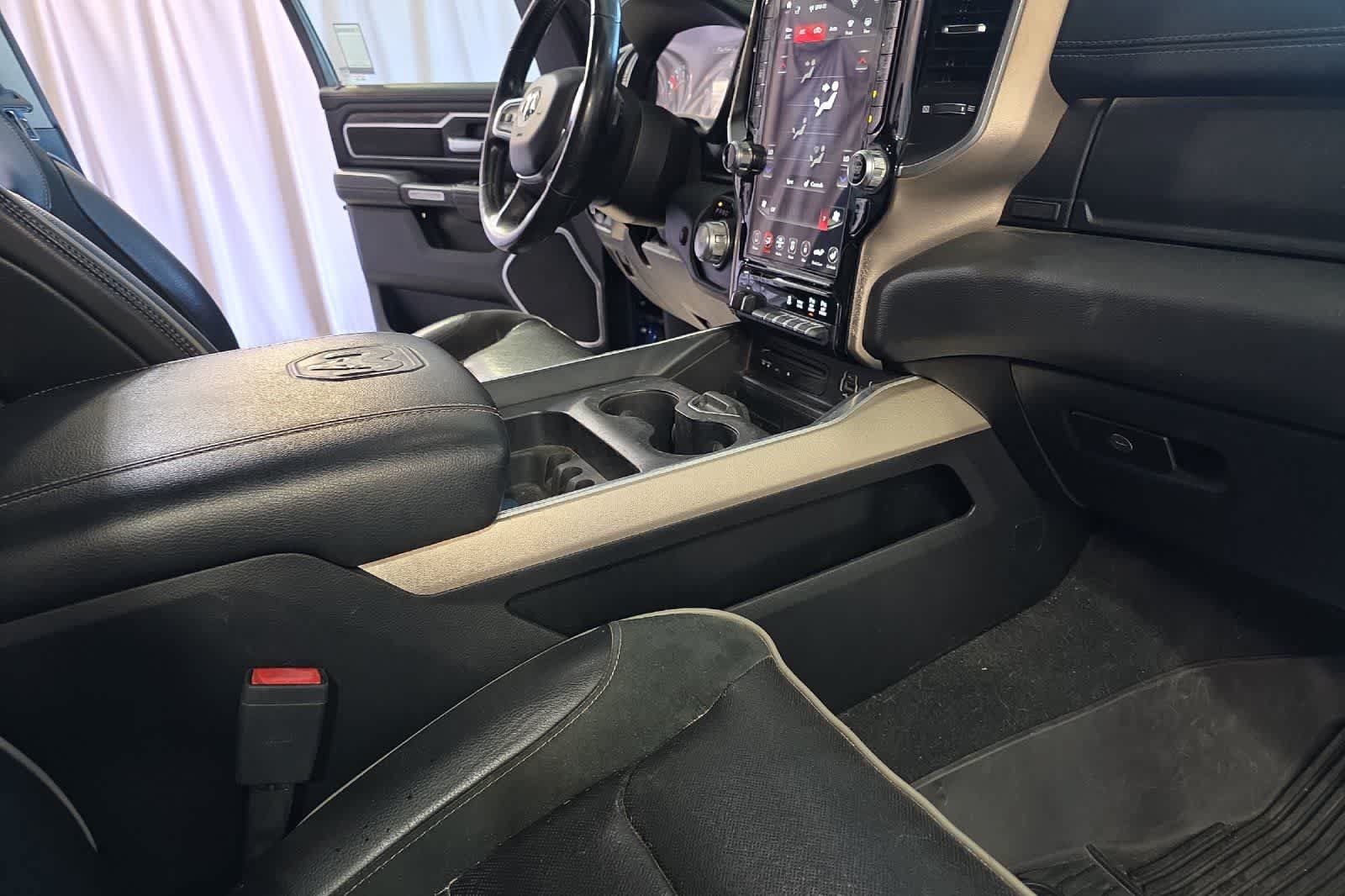 Used 2019 RAM 1500 Laramie RWD image 17