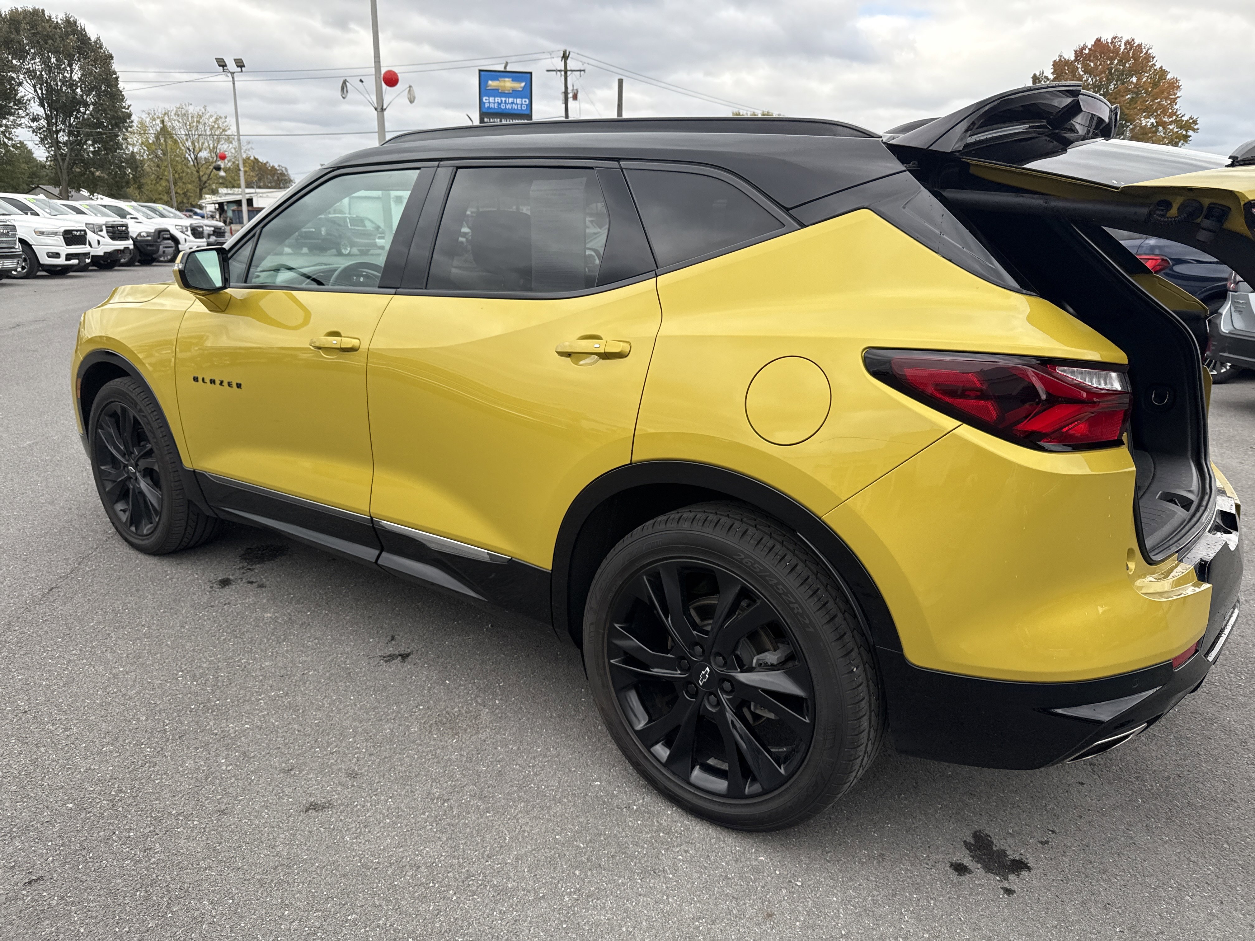 Used 2022 Chevrolet Blazer RS w/ Enhanced Convenience Package image 6