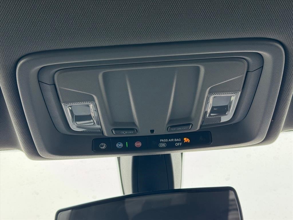 Used 2021 Chevrolet Silverado 1500 RST image 20