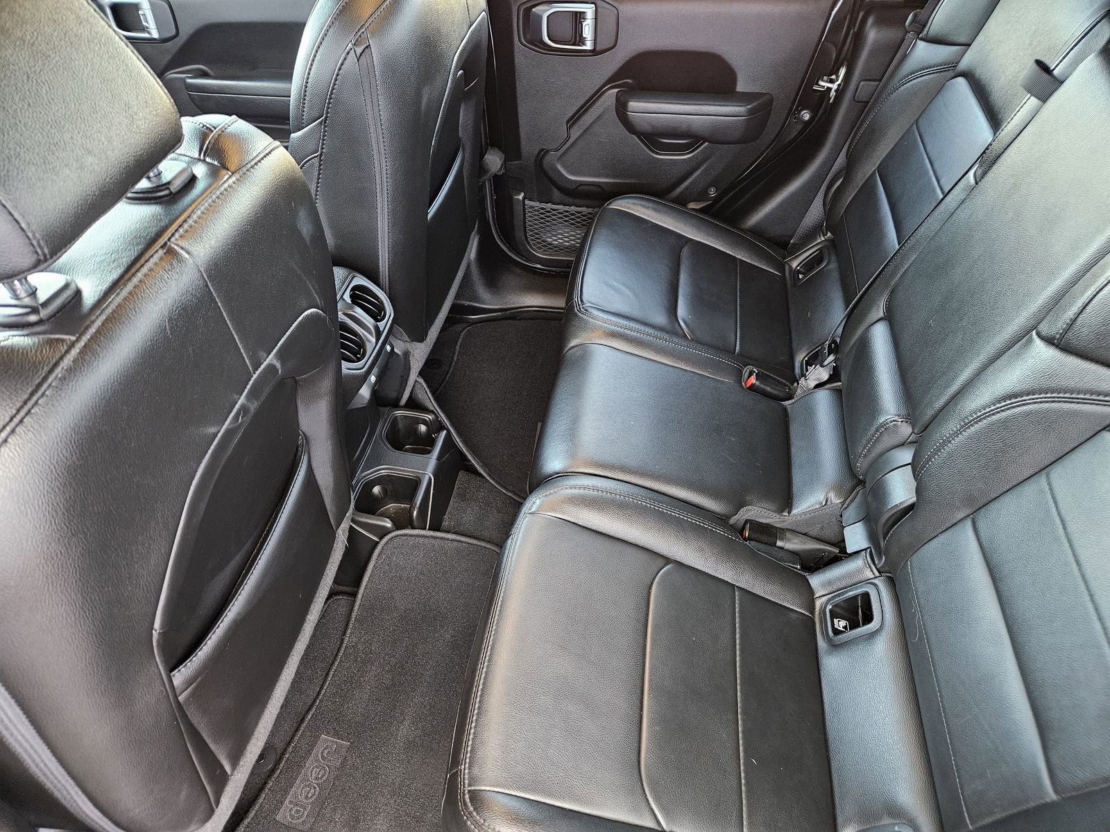 Used 2023 Jeep Gladiator Sport image 32