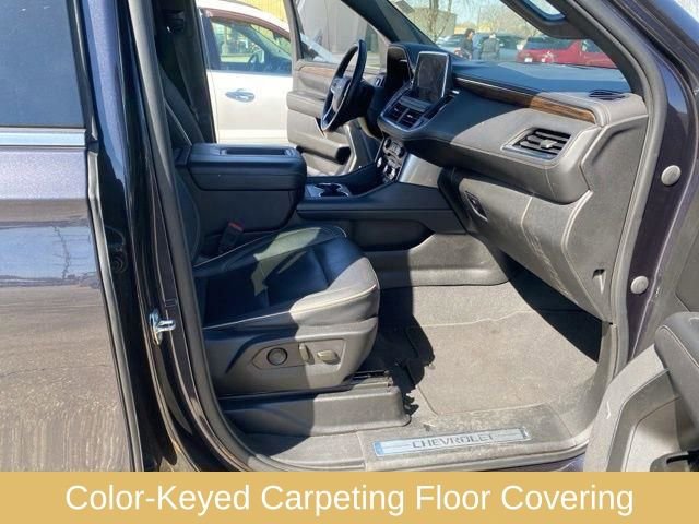 Used 2023 Chevrolet Suburban Premier image 30