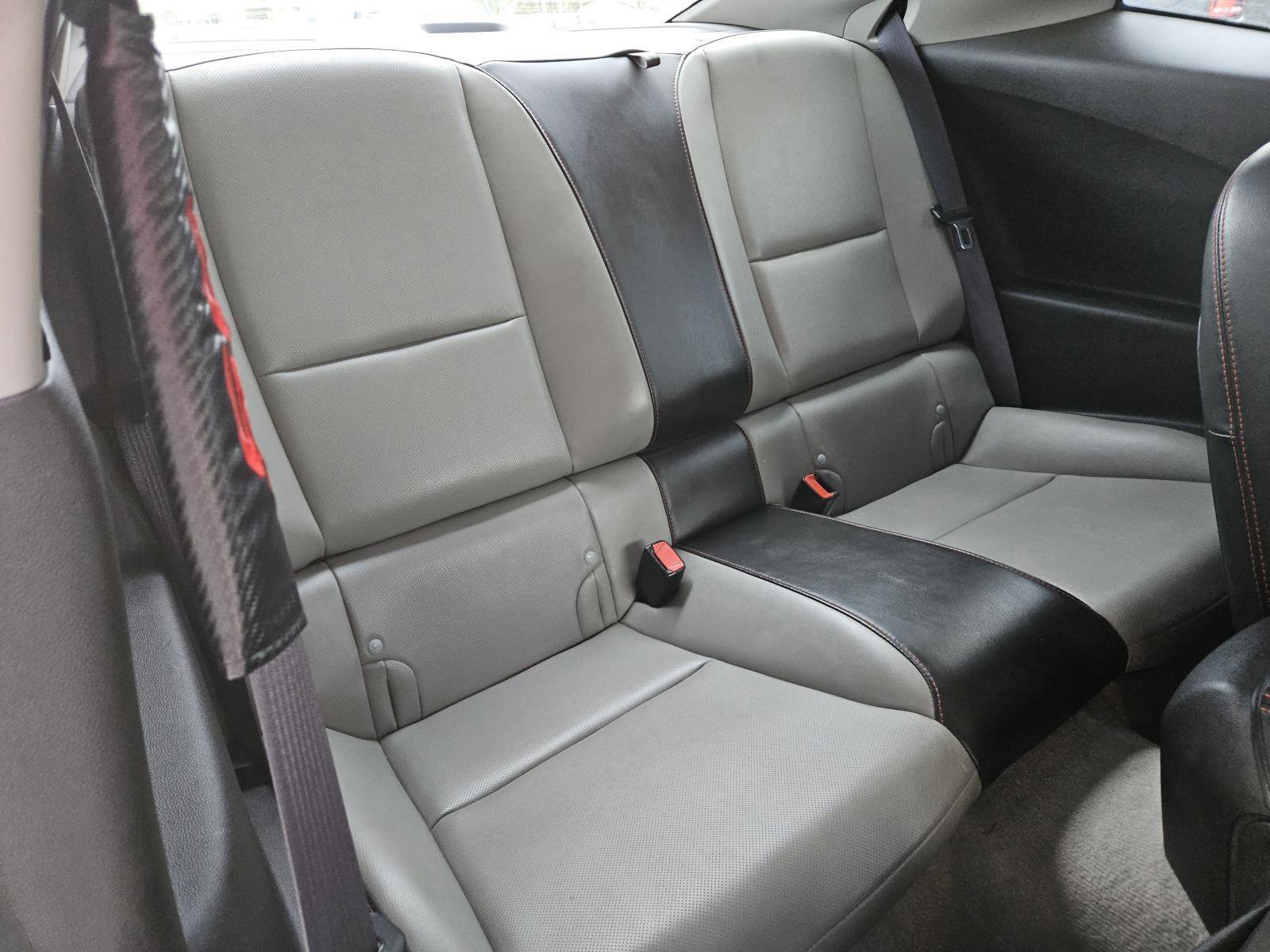 Used 2011 Chevrolet Camaro SS image 30