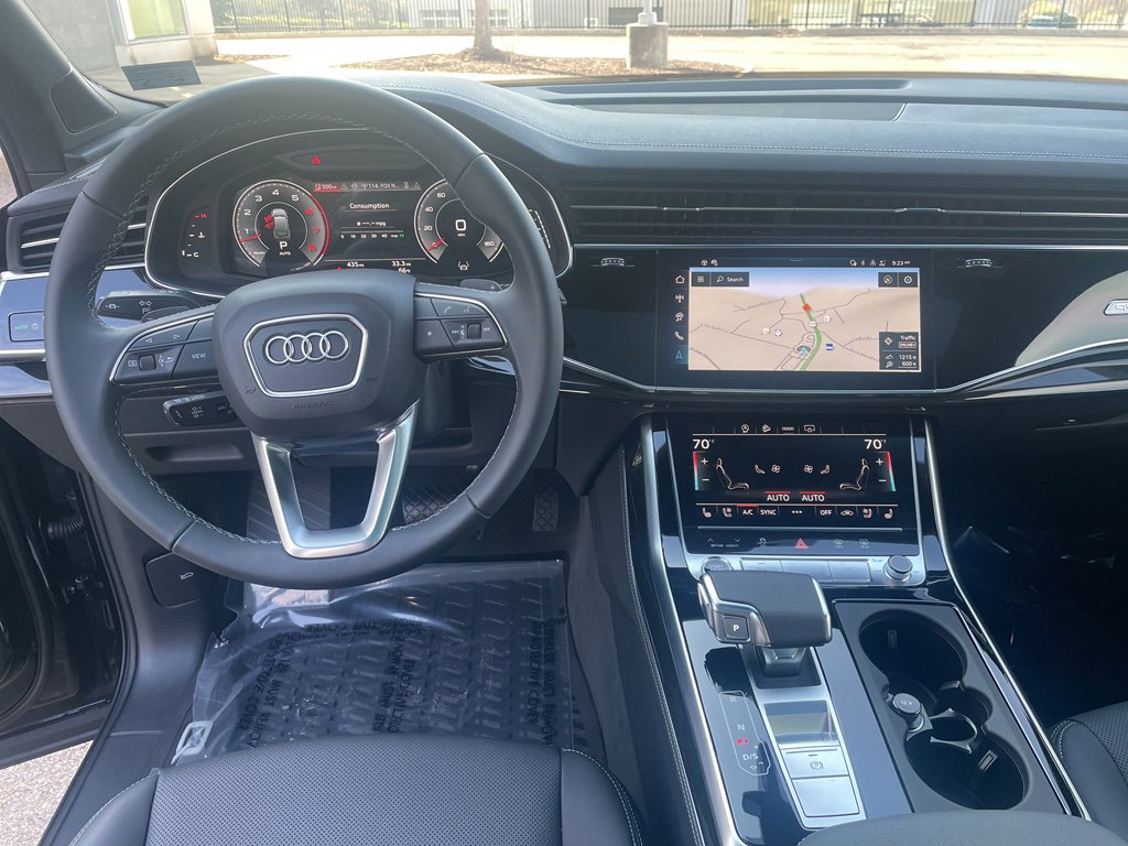 Used 2025 Audi Q7 3.0T Premium Plus image 16