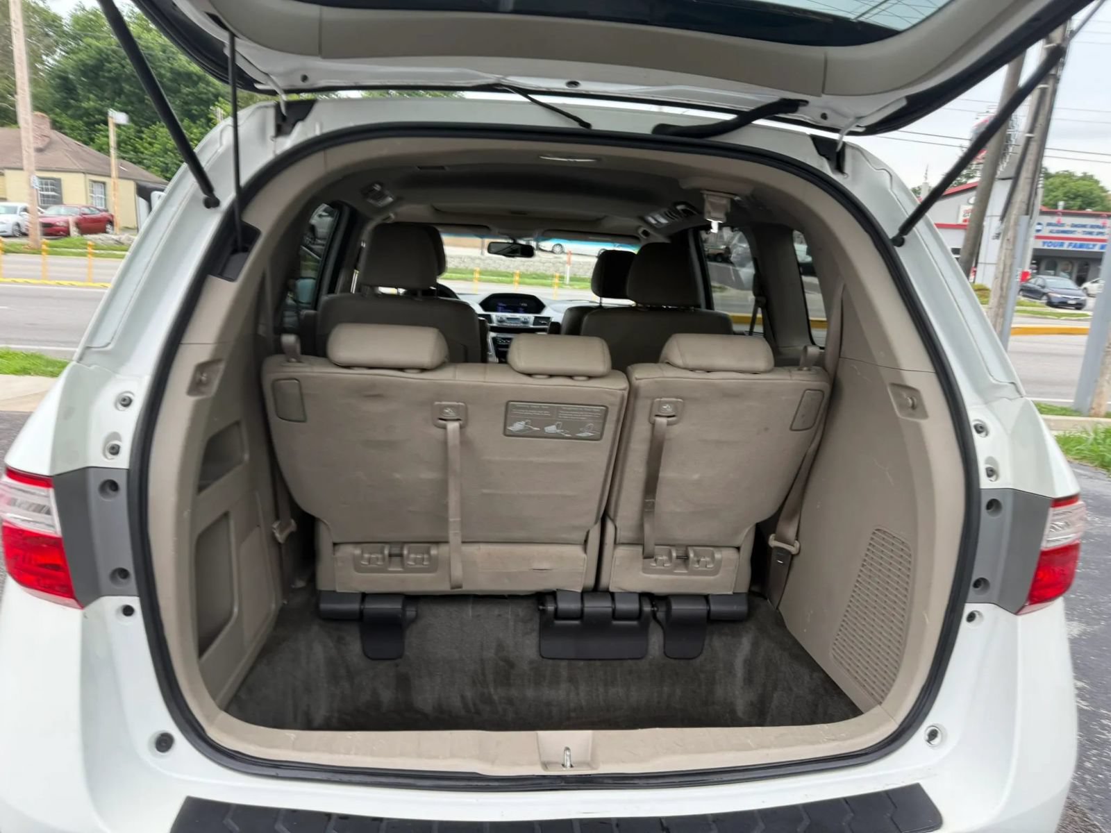 Used 2011 Honda Odyssey EX-L image 24