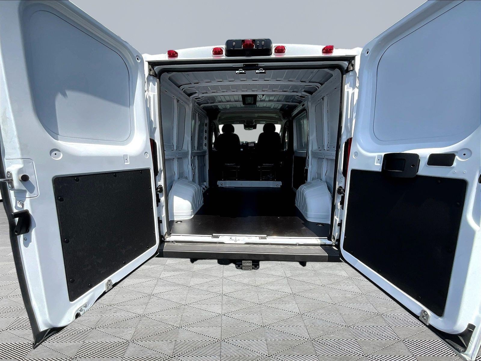 New 2026 RAM ProMaster 1500 w/ Convenience Group FWD image 20