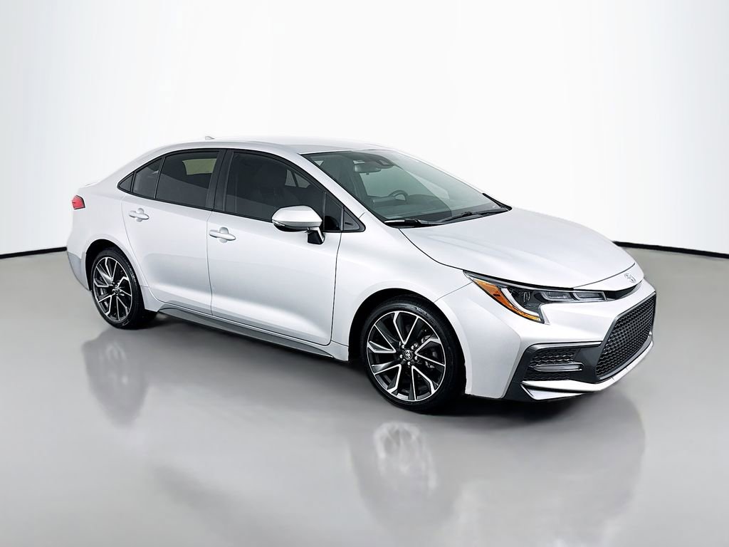 Certified 2022 Toyota Corolla SE image 3