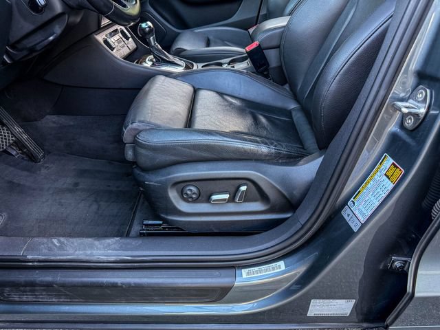 Used 2017 Audi Q3 2.0T Premium Plus w/ Premium Plus Package FWD image 24