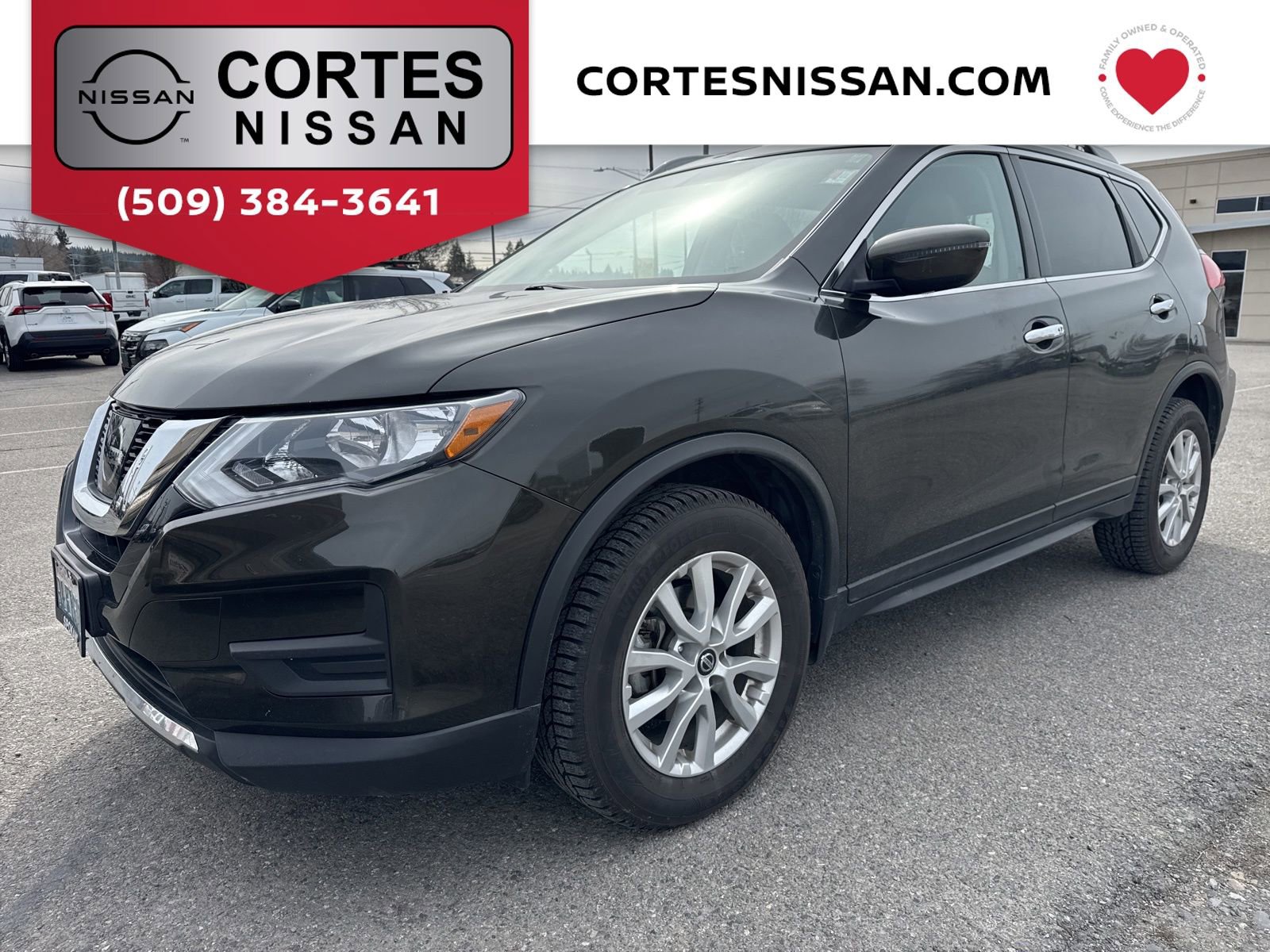Used 2017 Nissan Rogue SV