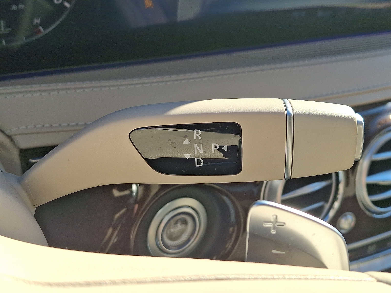 Used 2019 Mercedes-Benz S 560 4MATIC Sedan image 16