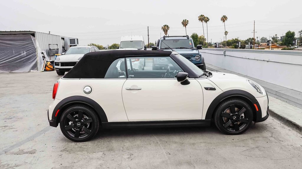 Used 2023 MINI Cooper S FWD image 13
