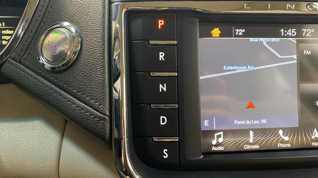 Used 2018 Lincoln Continental Reserve AWD/4WD image 19