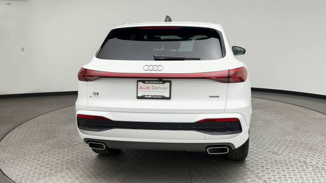 Used 2025 Audi Q5 Premium w/ Convenience Package AWD/4WD image 3