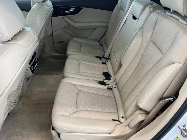Used 2018 Audi Q7 3.0T Prestige image 34