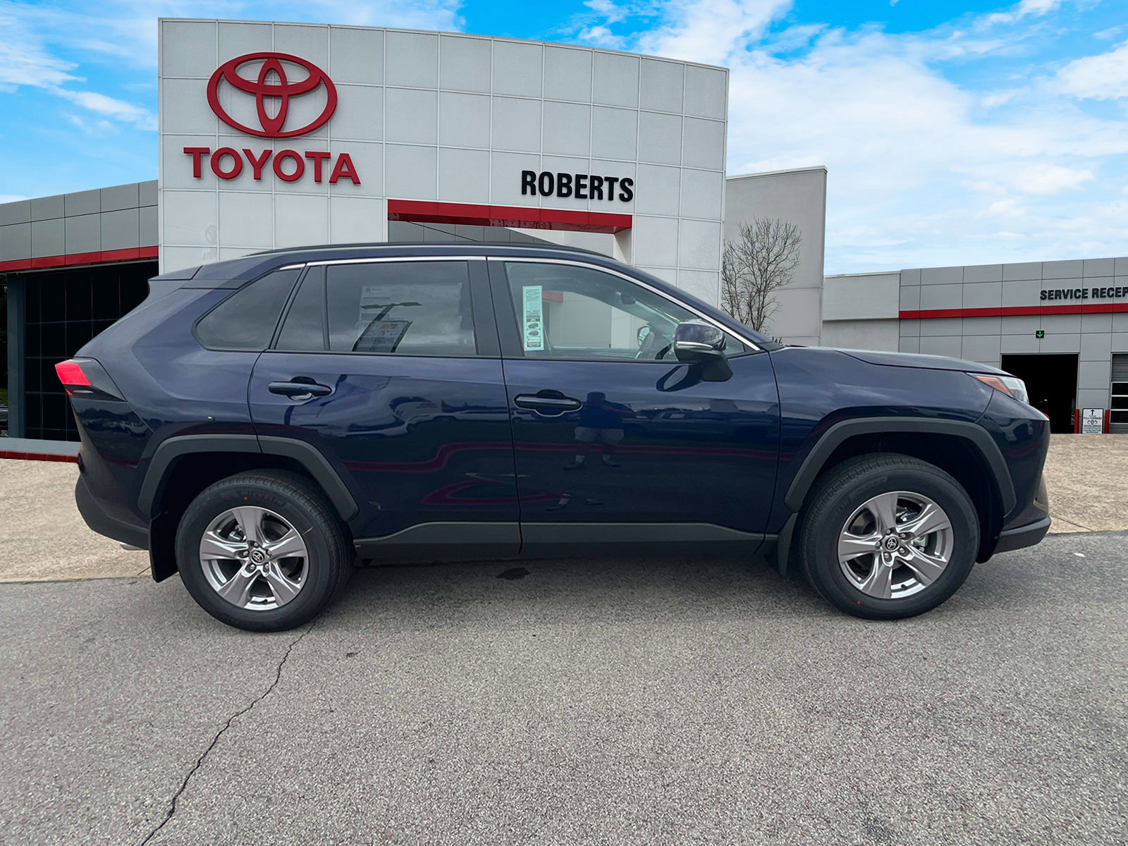 New 2025 Toyota RAV4 XLE w/ Convenience Package image 8