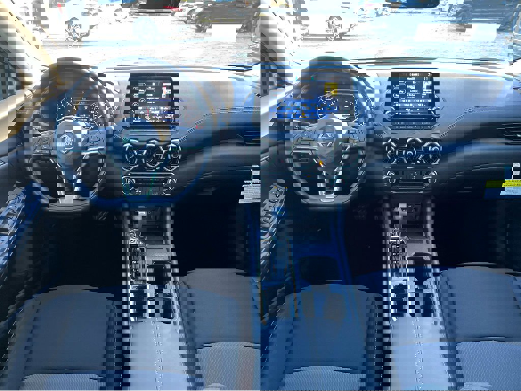 New 2025 Nissan Sentra SV w/ All-Weather Package image 13