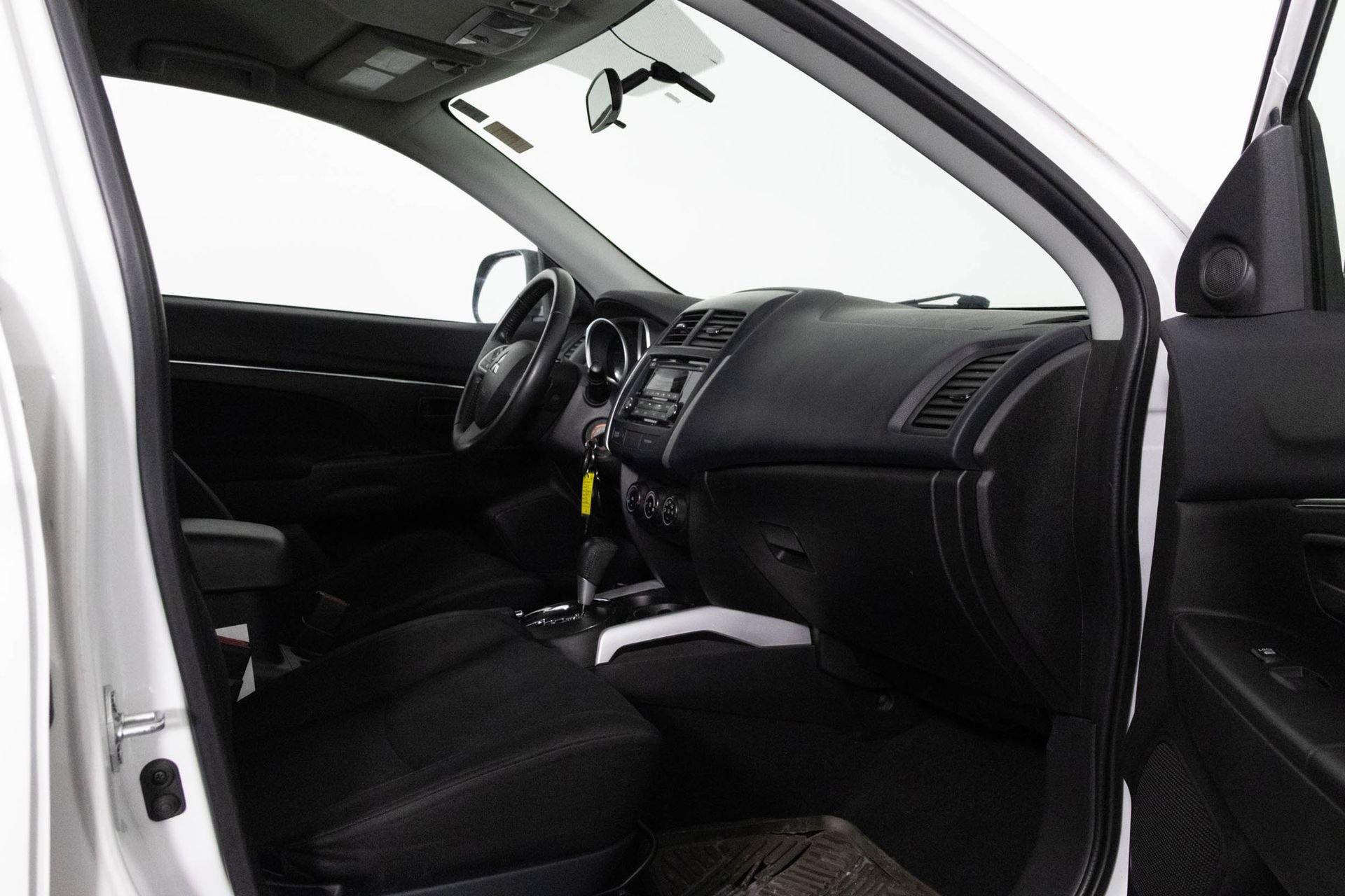 Used 2014 Mitsubishi Outlander Sport ES image 25