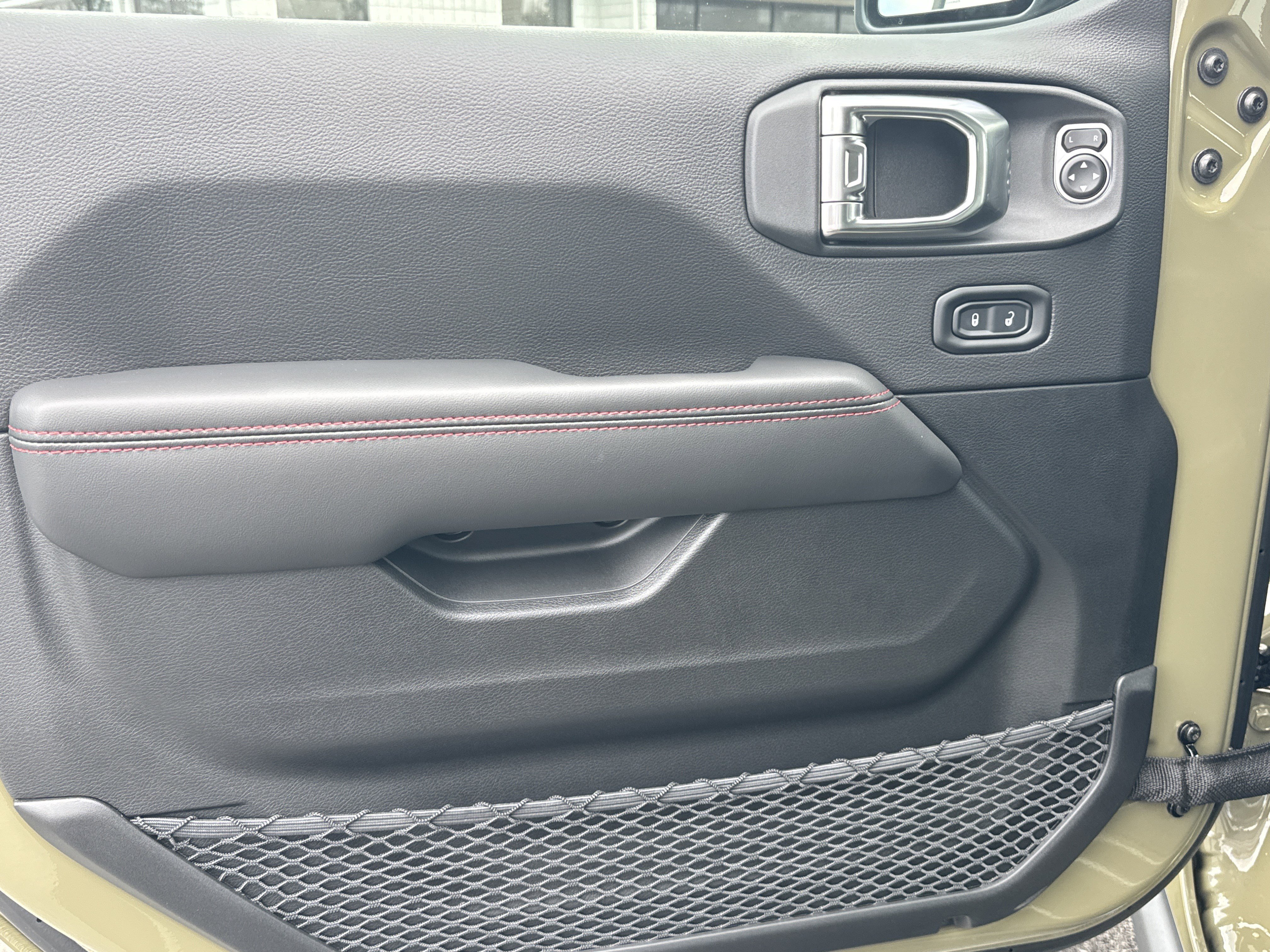 New 2026 Jeep Wrangler Unlimited Rubicon 392 image 12