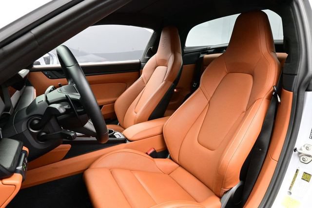 Certified 2026 Porsche 911 Targa 4 GTS AWD/4WD image 5