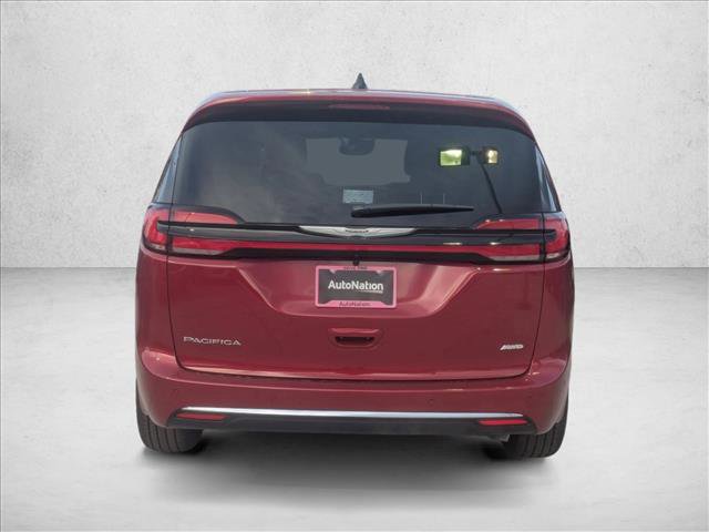 New 2026 Chrysler Pacifica Select image 8