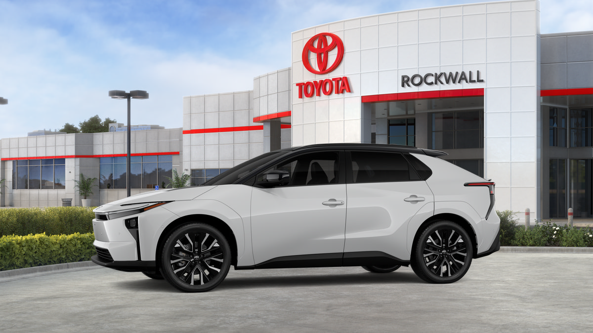 New 2026 Toyota bZ FWD image 29