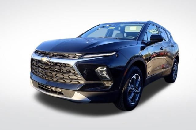 Used 2023 Chevrolet Blazer LT w/ Convenience Package image 6