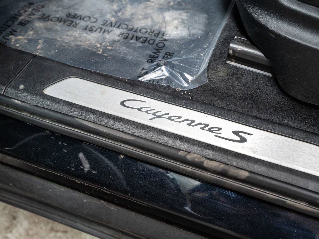 Used 2022 Porsche Cayenne S AWD/4WD image 27