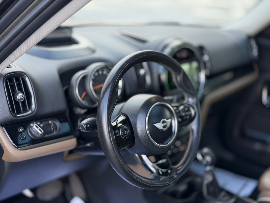 Used 2018 MINI Cooper Countryman S FWD image 16