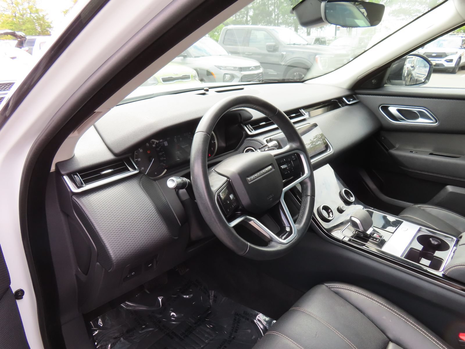 Used 2023 Land Rover Range Rover Velar S AWD/4WD image 19