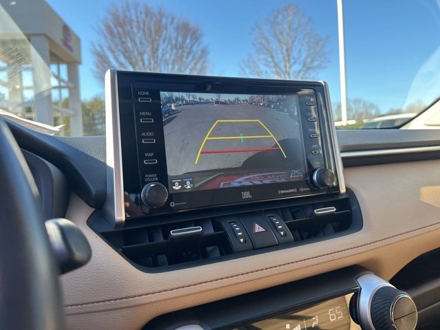 Used 2020 Toyota RAV4 Limited image 24