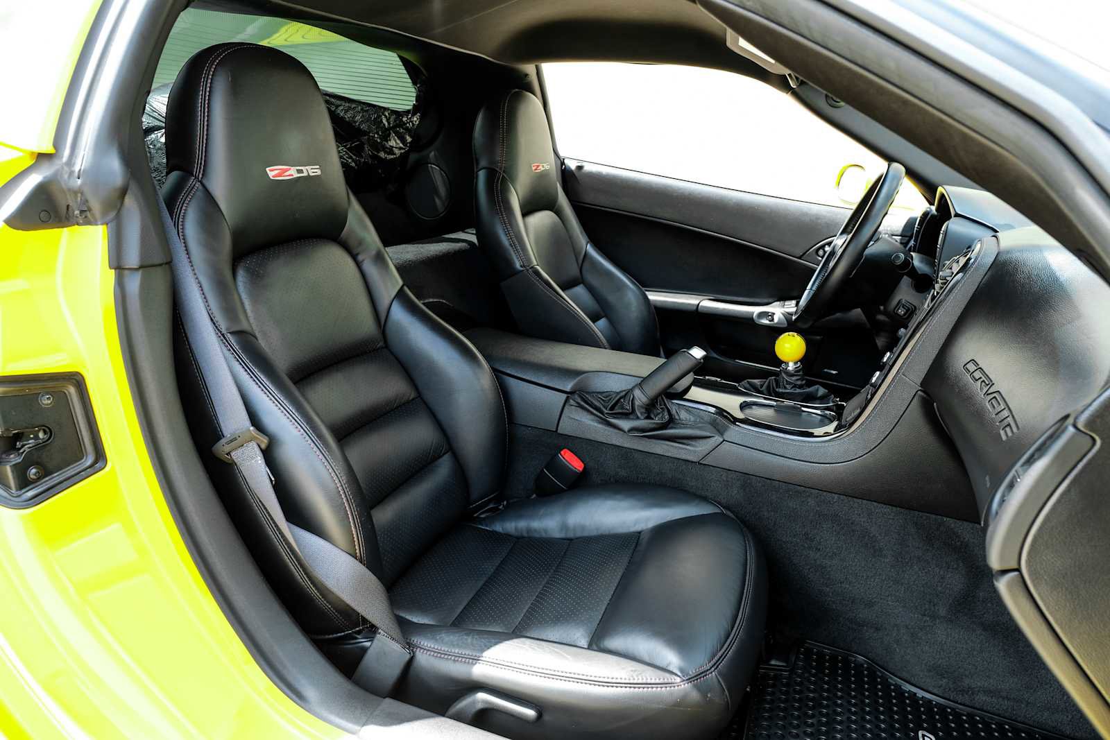 Used 2008 Chevrolet Corvette Z06 w/ Preferred Equipment Group RWD image 30