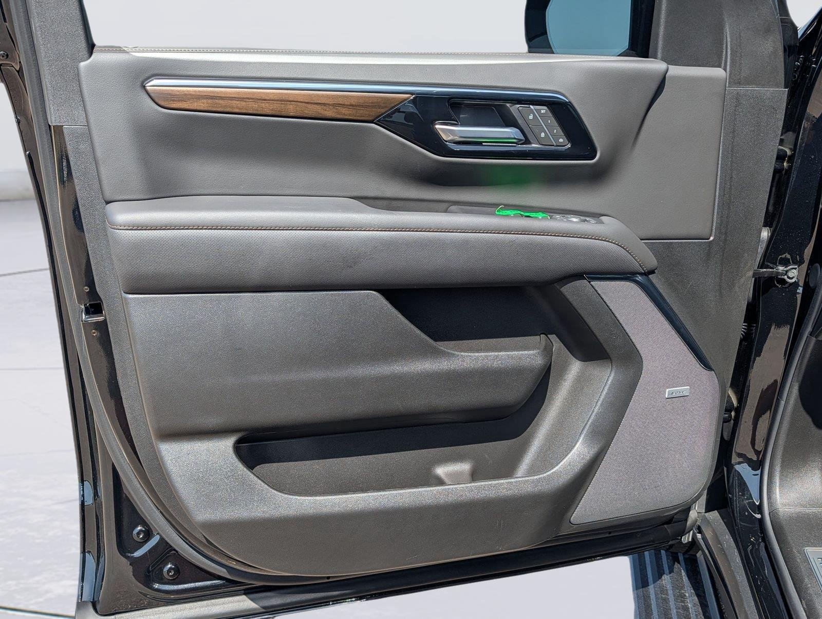 New 2026 Chevrolet Tahoe High Country RWD image 19