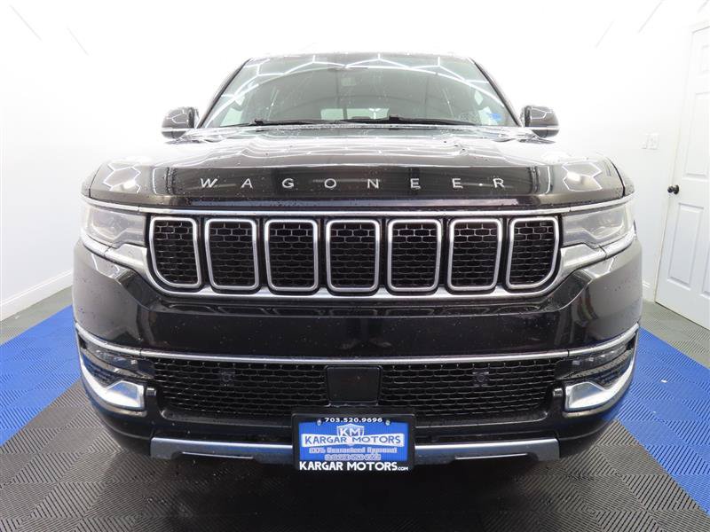 Used 2024 Jeep Wagoneer L Series III w/ Flexible Seating Group AWD/4WD image 3