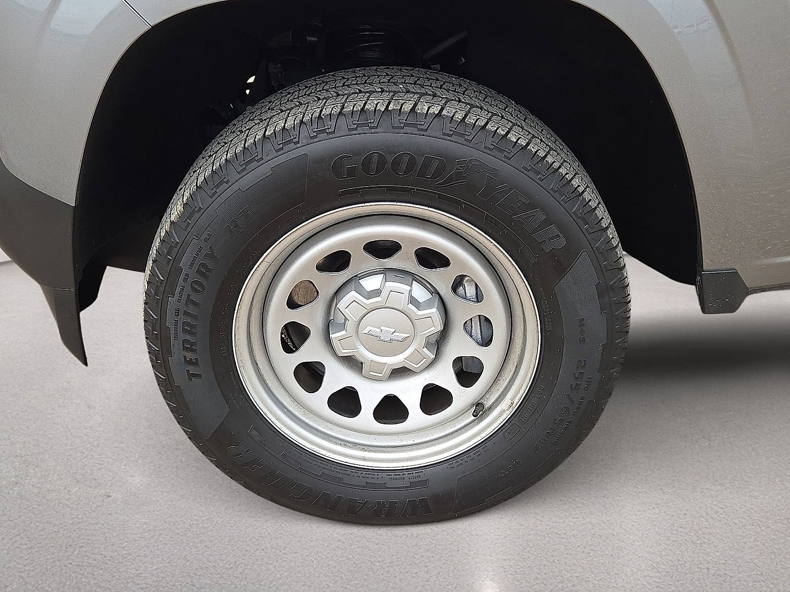 Used 2024 Chevrolet Colorado W/T RWD image 10