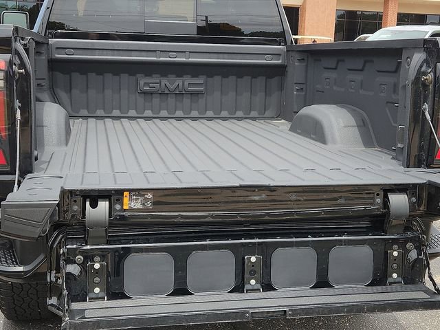 Certified 2025 GMC Sierra 2500 AT4 w/ AT4 Premium Plus Package AWD/4WD image 10