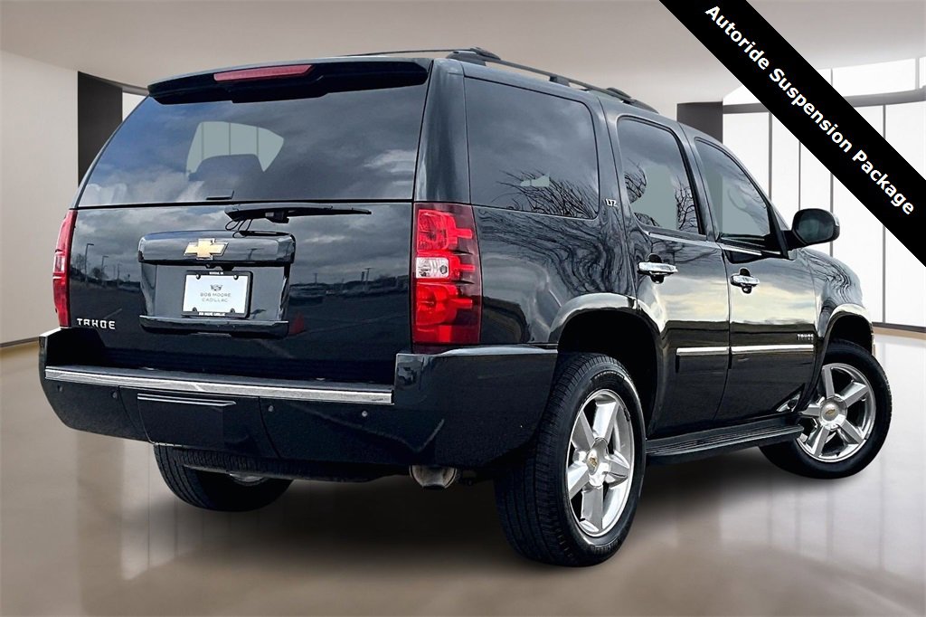 Used 2010 Chevrolet Tahoe LTZ image 2