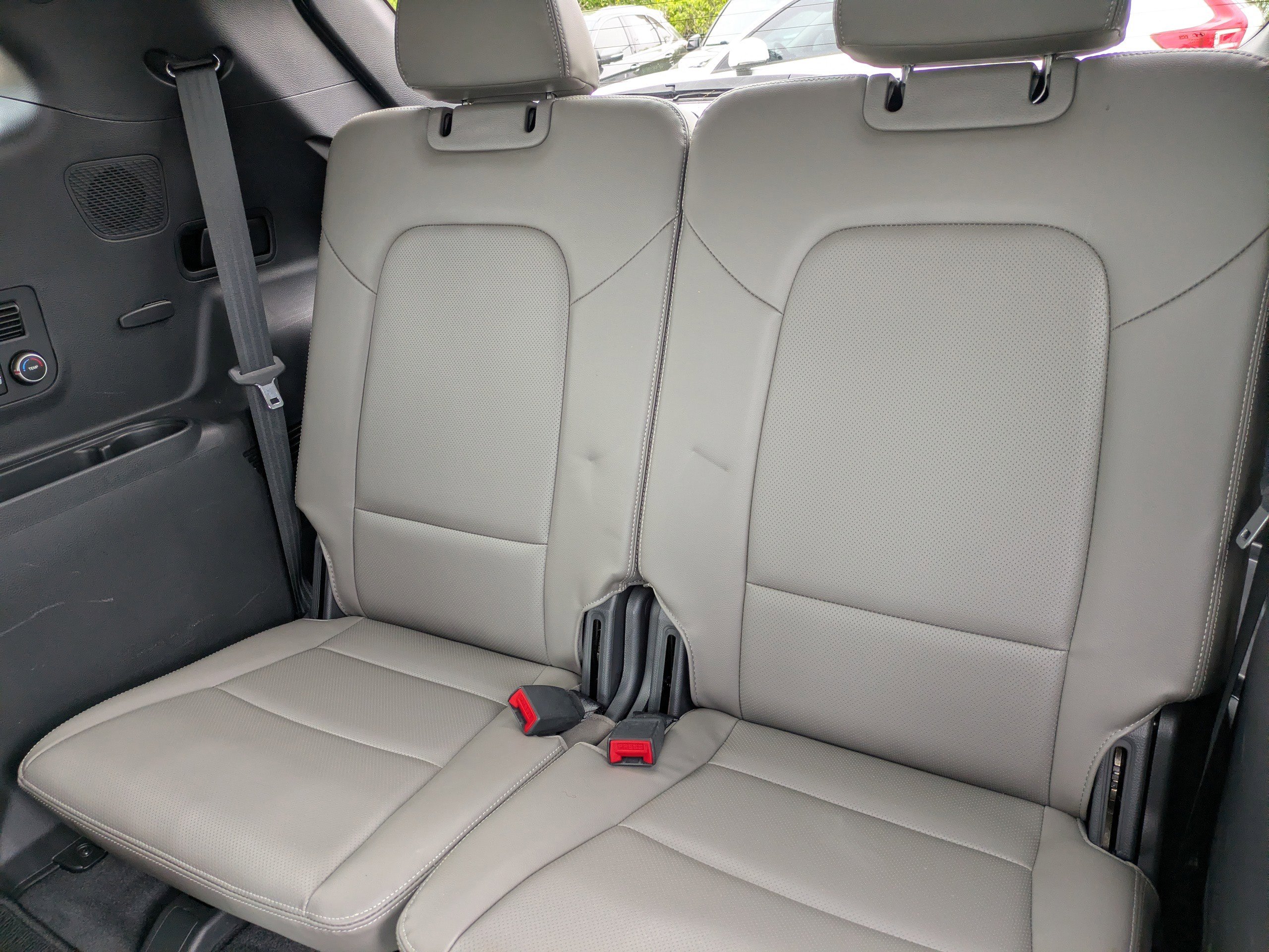 Used 2019 Hyundai Santa Fe XL image 17