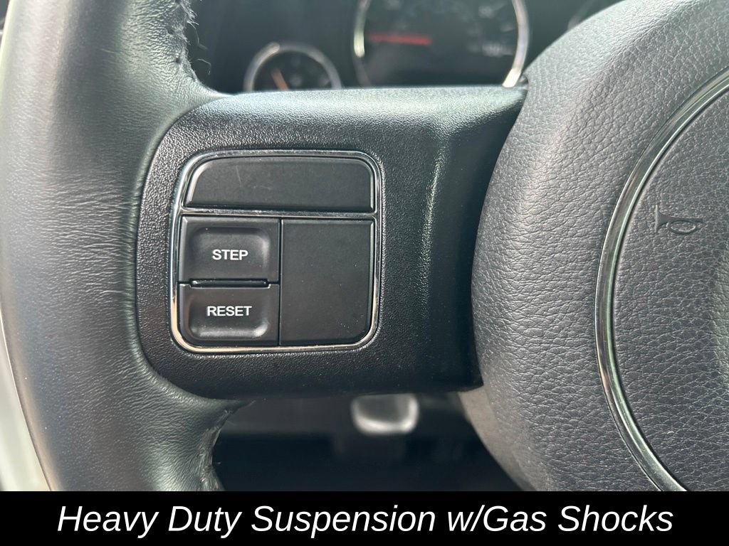 Certified 2018 Jeep Wrangler Unlimited Sport S AWD/4WD image 19