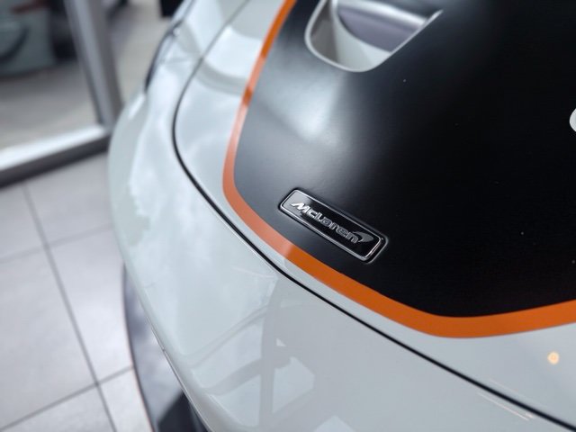 Used 2020 McLaren 620R RWD image 5