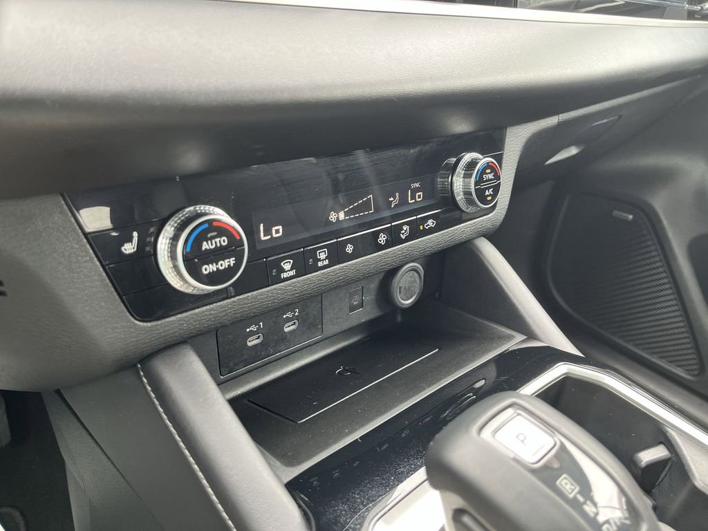 Used 2025 Mitsubishi Outlander SE FWD image 19