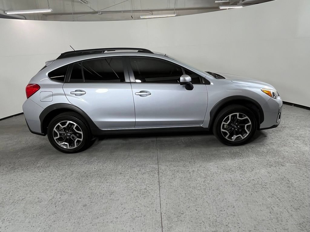 Used 2016 Subaru Crosstrek 2.0i Premium AWD/4WD image 6