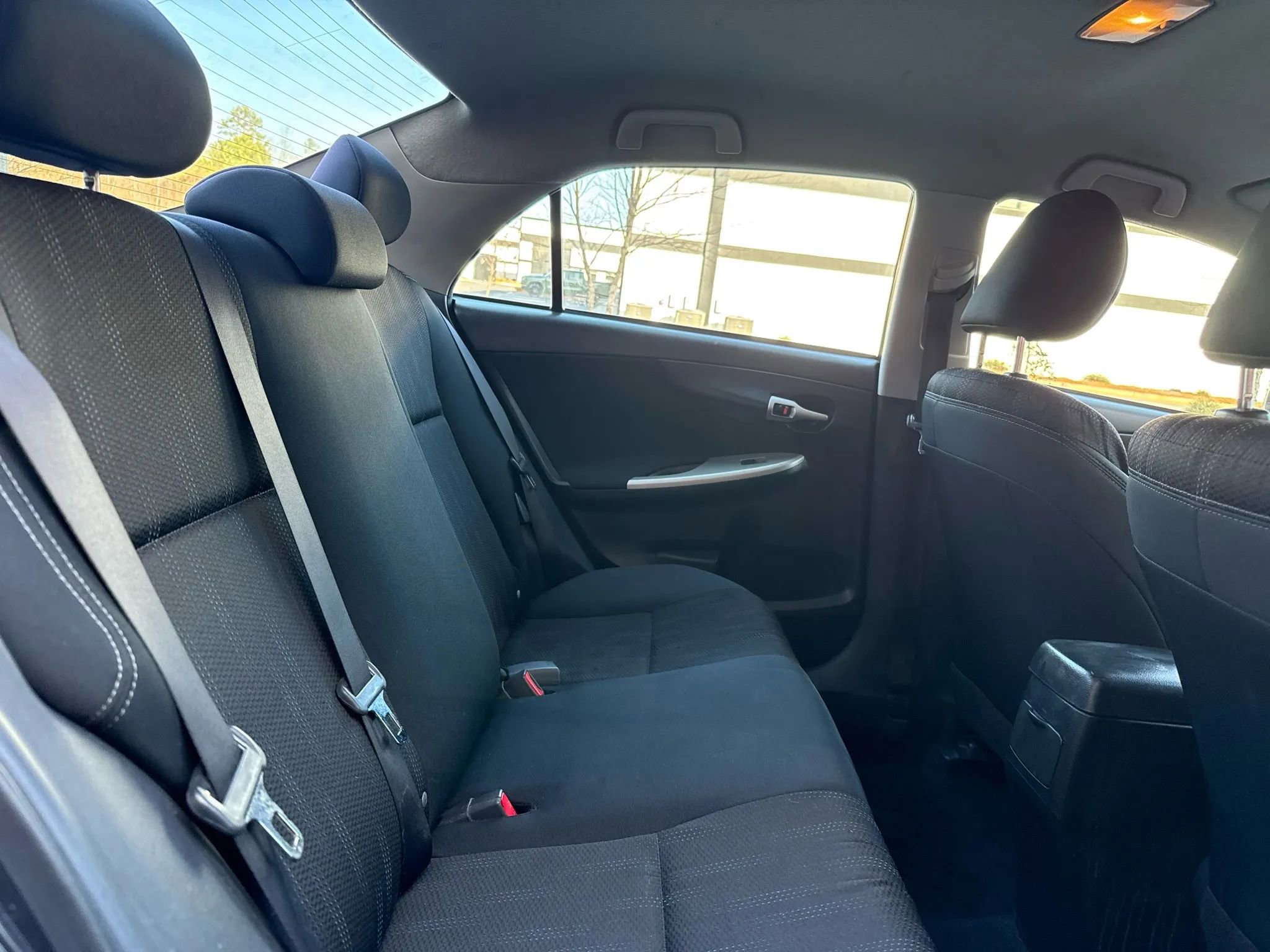 Used 2012 Toyota Corolla S image 20