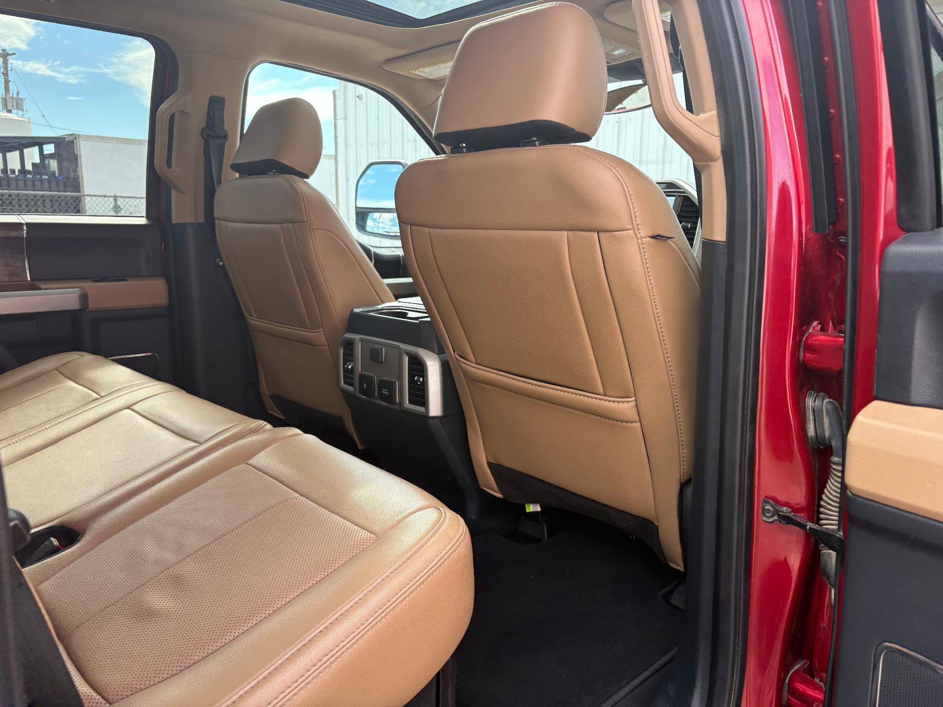 Used 2022 Ford F250 Lariat w/ Lariat Ultimate Package image 16