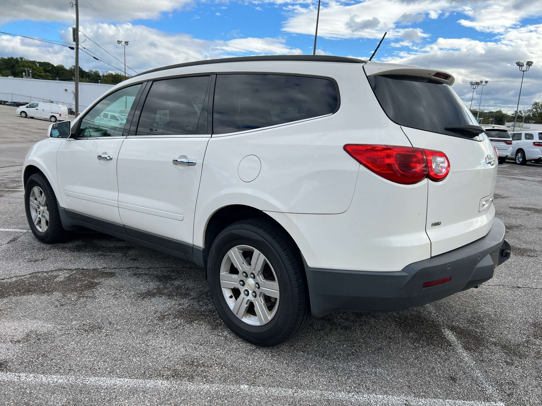 Used 2011 Chevrolet Traverse LT w/ Personal Connectivity Package AWD/4WD image 5