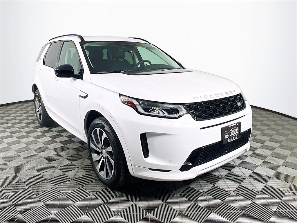 Used 2024 Land Rover Discovery Sport S image 3