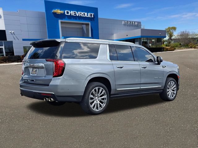 Used 2023 GMC Yukon XL Denali w/ Denali Reserve Package AWD/4WD image 26