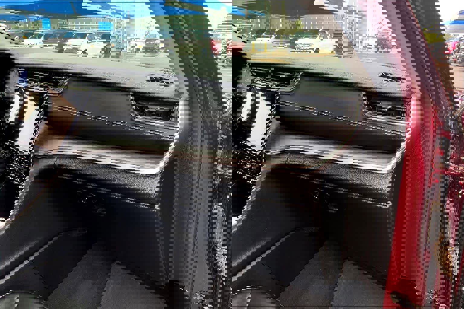 Used 2023 Jeep Grand Cherokee L Limited w/ Luxury Tech Group II image 19